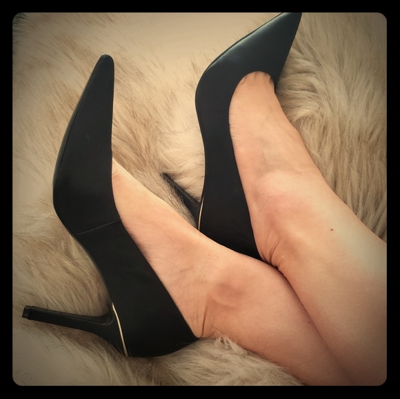 Ralph Lauren Sarina black satin heels - Picture 2 of 8